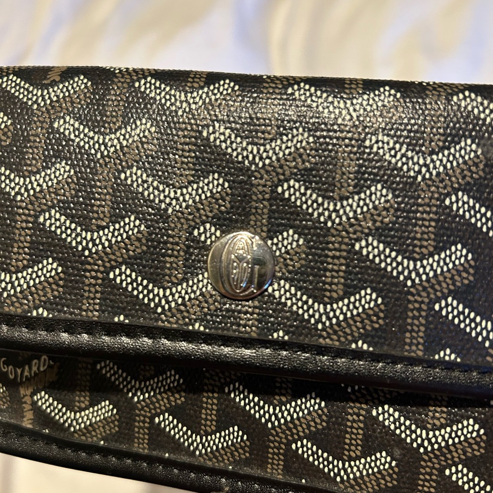 Wallet/pouch - Picture 9 of 11